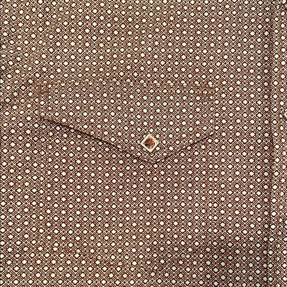 Men's Gray Long Sleeve Button-Up Shirt - Picture 5 of 5